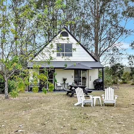 Bracken Ridge Vineyard The Entire Estate Rothbury Exterior foto